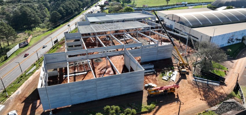 Novo pavilh&atilde;o da Efapi est&aacute; em cerca de 40% executado