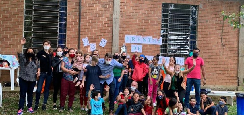 Programa Frentes de Trabalho tem ação do Dia das Crianças