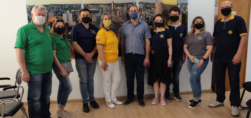 Vice-prefeito recebe governadora do Lions