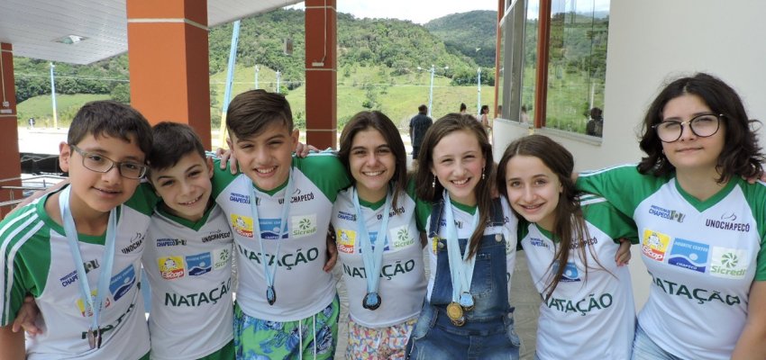 Nadadores da APAN são campeões catarinenses