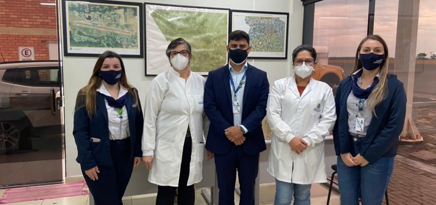 Aeroporto de Chapecó é primeiro do país a vacinar todos os funcionários