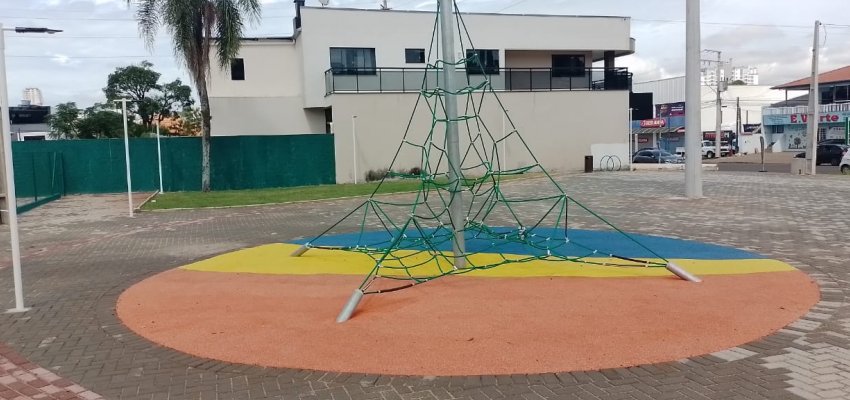 Revitaliza&ccedil;&atilde;o da Pra&ccedil;a Generoso do Amaral ser&aacute; inaugurada em abril
