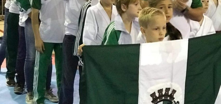 Chapec&oacute; faz 10 campe&otilde;es na Copa It&aacute; de Karate