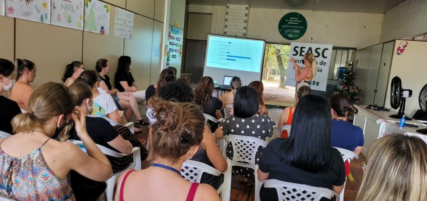 Entregue o Plano Municipal de Assistência Social