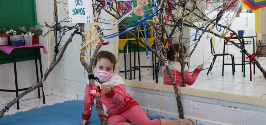 Estudantes do CEIM do Com&eacute;rcio criam "Barraca dos Sonhos"