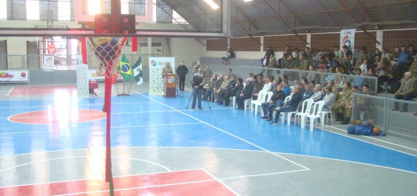 Basquete de Chapec&oacute; ganha casa nova para competi&ccedil;&otilde;es