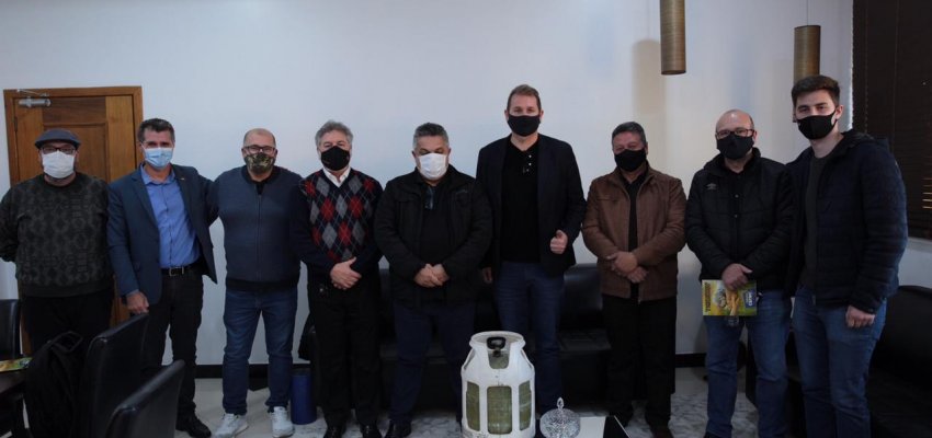 Projeto inovador de gás fracionado é apresentado para o prefeito de Chapecó