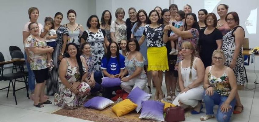 Artes&atilde;os de Chapec&oacute; participam de capacita&ccedil;&atilde;o 