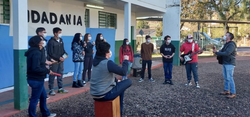 Escola municipal participa de concurso sobre m&uacute;sica e cidadania