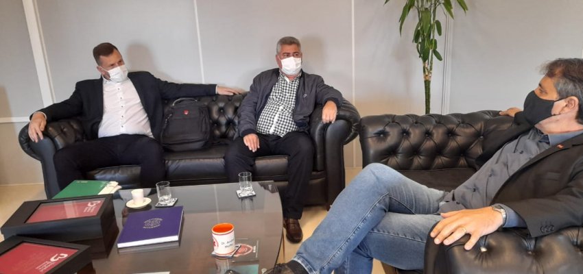 Cirurgias eletivas é tema de reunião em Florianópolis