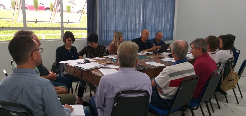 Comit&ecirc; debate estrat&eacute;gias de turismo termal no Oeste Catarinense