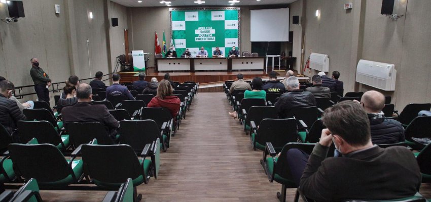 Testes positivos de Covid caem para 11,5% mas recomendação é manter cuidados