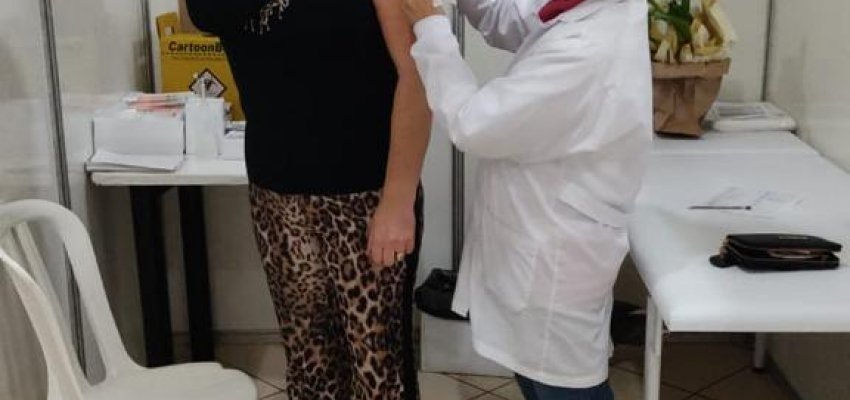 Vacinação para 55 e 56 anos com comorbidades é nesta terça e quarta