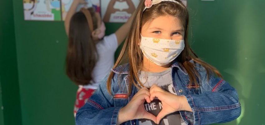 Crianças aprendem práticas para cuidar do corpo e da mente 