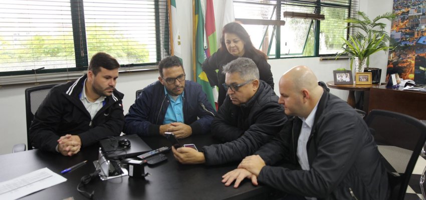 Comitiva de Balne&aacute;rio Pi&ccedil;arras conhece experi&ecirc;ncias da Administra&ccedil;&atilde;o de Chapec&oacute;