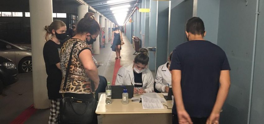 Liberada quarta dose de vacina para idosos acima de 70 anos