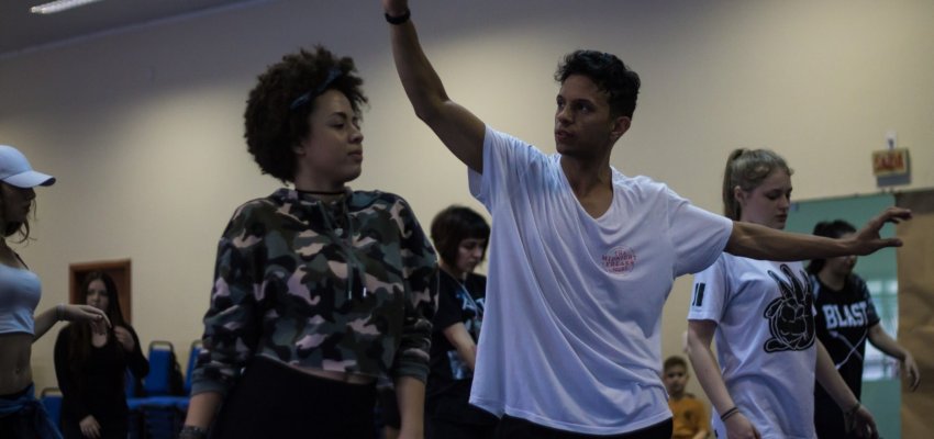 Palco Alternativo do Dan&ccedil;a Chapec&oacute; continua com inscri&ccedil;&otilde;es abertas