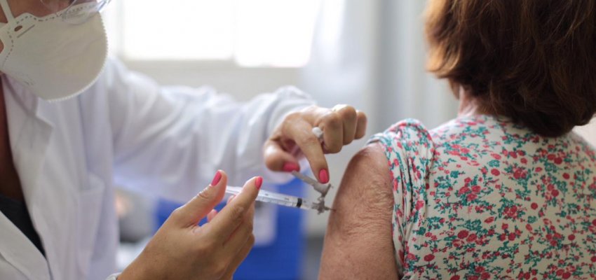 Cronograma de segunda dose da vacina contra a Covid, na Unochapecó