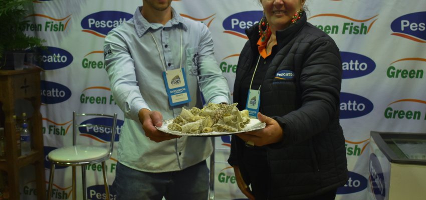 Torresmo de tilápia é sensação entre os visitantes da Efapi 2023