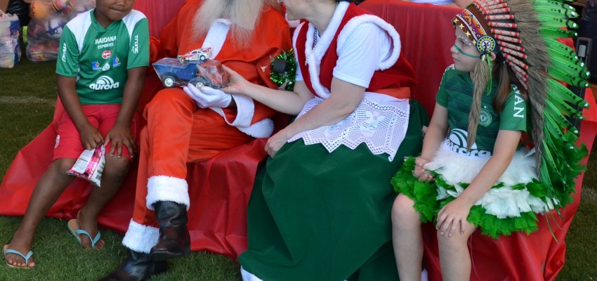 Papai Noel chega aos bairros de Chapec&oacute;