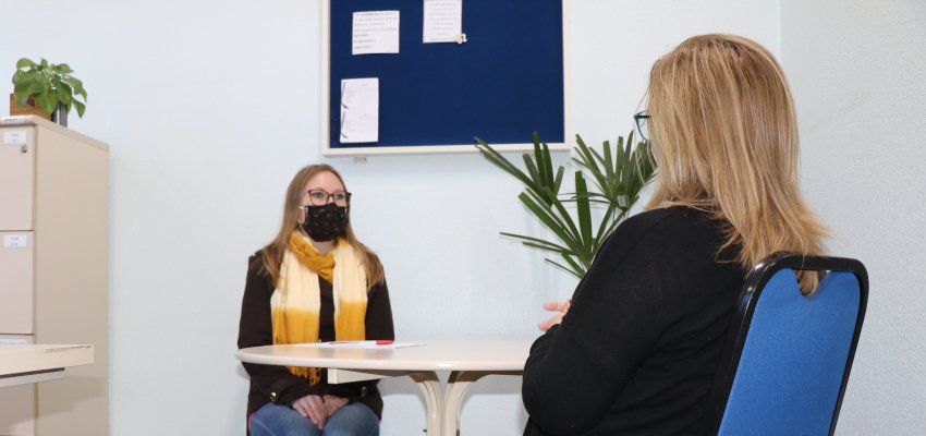 Profissionais da educa&ccedil;&atilde;o recebem Escuta Terap&ecirc;utica 