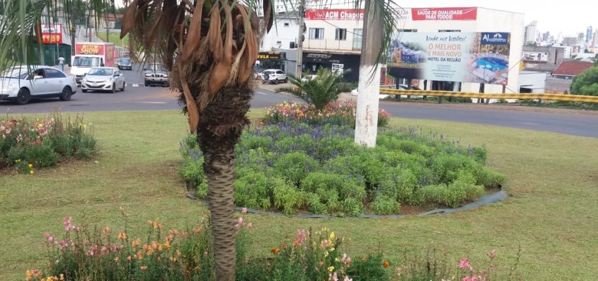 Cronograma semanal de a&ccedil;&otilde;es de infraestrutura nos Bairros, Escolas e Interior do Munic&iacute;pio