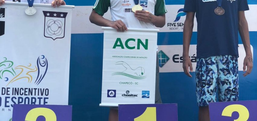 Nadador chapecoense &eacute; Ouro na 5&ordf; Etapa da Copa do Brasil no Tocantins