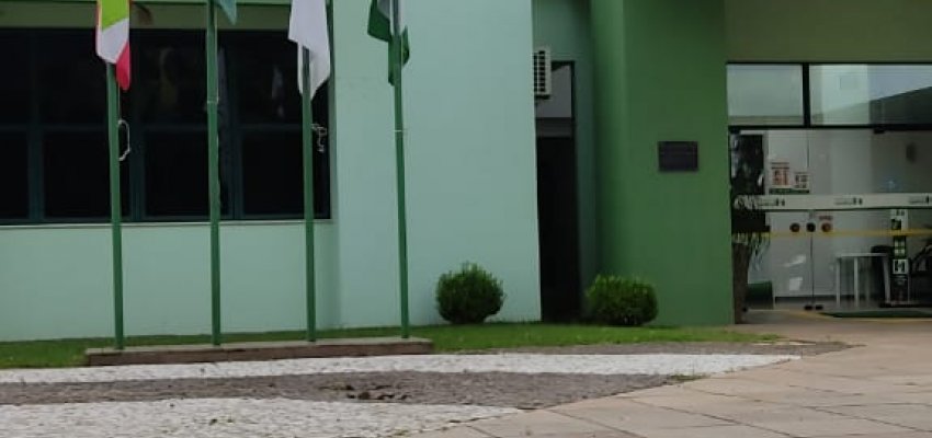 Prefeito sanciona lei de limpeza dos terrenos baldios