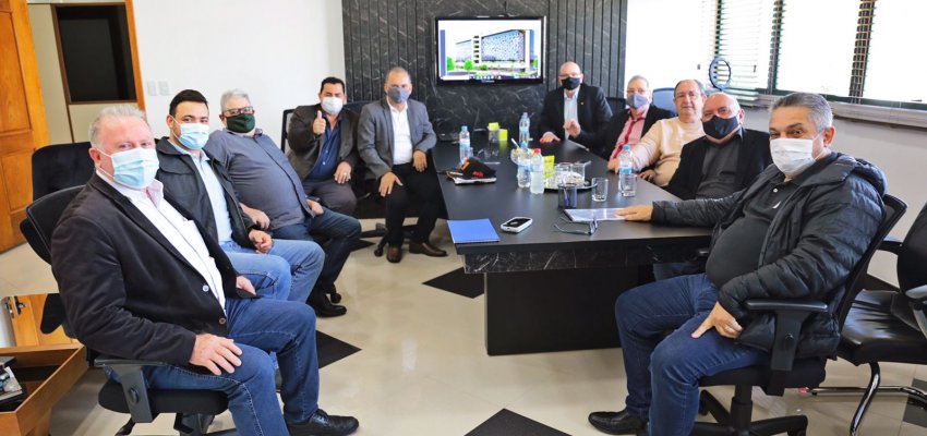 Empresários de Curitiba anunciam investimentos de R$ 130 milhões em Chapecó