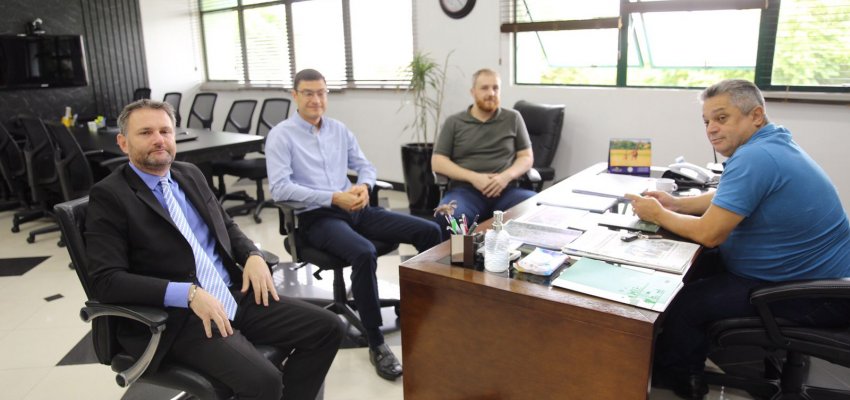 Prefeito recebe superintendente regional da Pol&iacute;cia Cient&iacute;fica