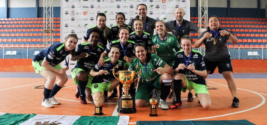 Female disputa duas finais estaduais nesta semana