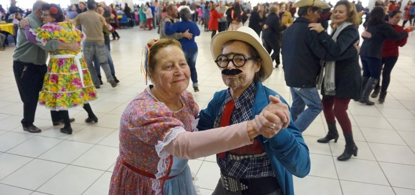 Festa Junina dever&aacute; reunir Idosos em Chapec&oacute;