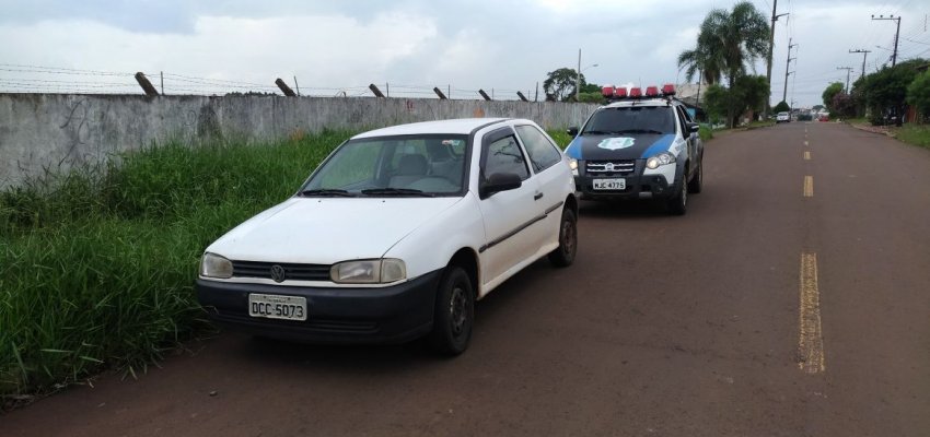 Guardas Municipais apreendem ve&iacute;culo com registro de furto