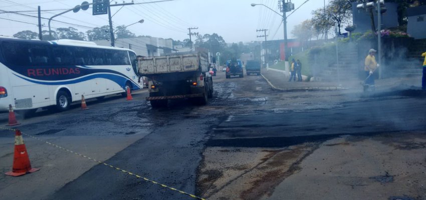 Cronograma de a&ccedil;&otilde;es de infraestrutura nos Bairros e Escolas do Munic&iacute;pio de 01 a 05 de outubro