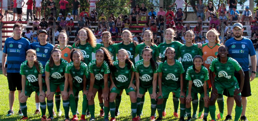 Inicia campeonato regional de futebol feminino