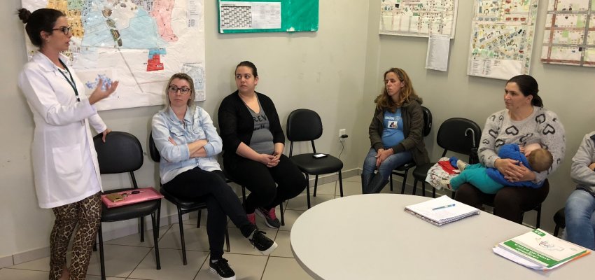 Informa&ccedil;&atilde;o, humaniza&ccedil;&atilde;o no atendimento e amparo: Mam&atilde;es de Chapec&oacute; s&atilde;o orientadas sobre Alimenta&ccedil;&atilde;o 