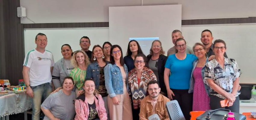 Professores da Rede Municipal trocam experi&ecirc;ncias docentes