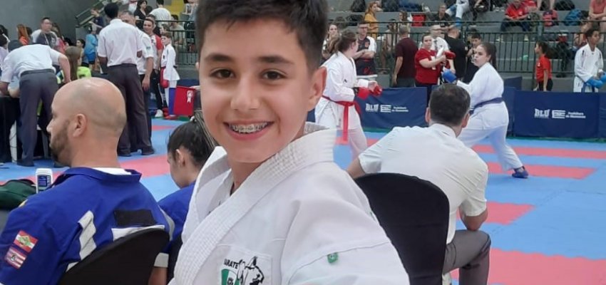 Estudante da EBM Diogo Alves da Silva &eacute; campe&atilde;o catarinense de Karat&ecirc;