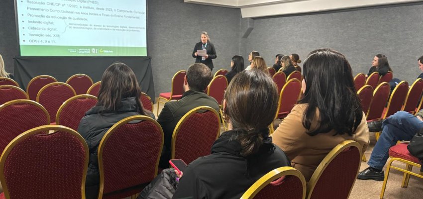 Chapec&oacute; apresenta inova&ccedil;&otilde;es da Rede Municipal de Ensino no Summit Cidades 2025