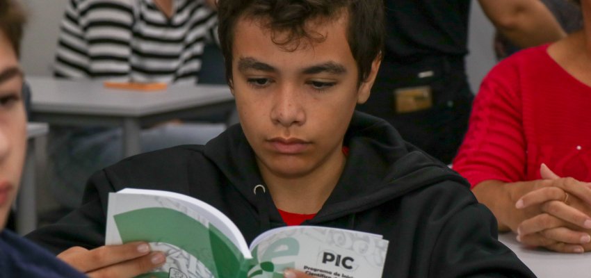 Estudantes do Munic&iacute;pio selecionados para programa de inicia&ccedil;&atilde;o cient&iacute;fica Jr