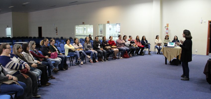 Projeto Desbravando Nosso Potencial Tur&iacute;stico proporciona qualifica&ccedil;&atilde;o dos profissionais do turismo