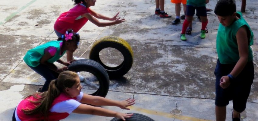 Jogos Cooperativos animam crian&ccedil;as da EBM Jacob Gisi