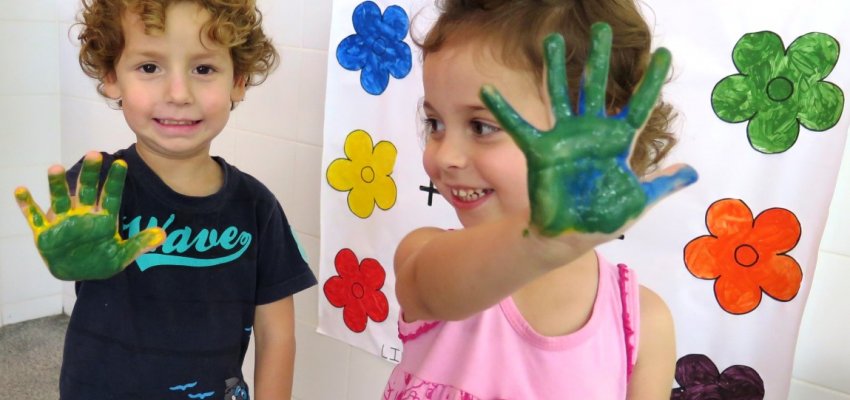 Brincando e aprendendo com as cores