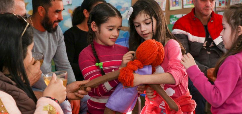 Projeto de leitura &eacute; desenvolvido com crian&ccedil;as da EBM Maria Bordignon Destri