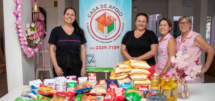 Secretaria de Educação promove ação de Dia da Mulher e arrecada alimentos