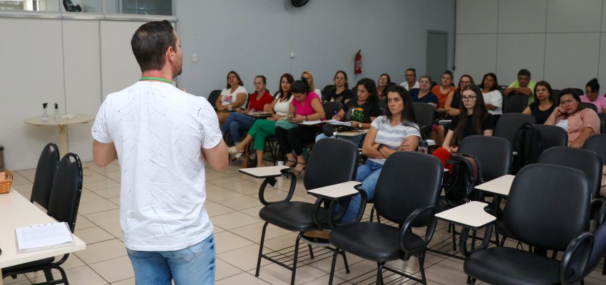 Secretaria de Educa&ccedil;&atilde;o divulga cronograma de forma&ccedil;&otilde;es 