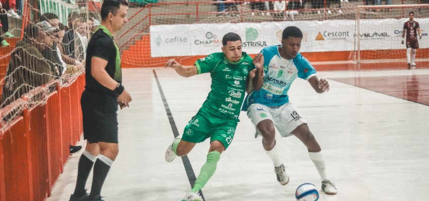 Ap&oacute;s vit&oacute;ria e recorde de p&uacute;blico em casa, Verd&atilde;o das Quadras encara mais um compromisso pela S&eacute;rie 