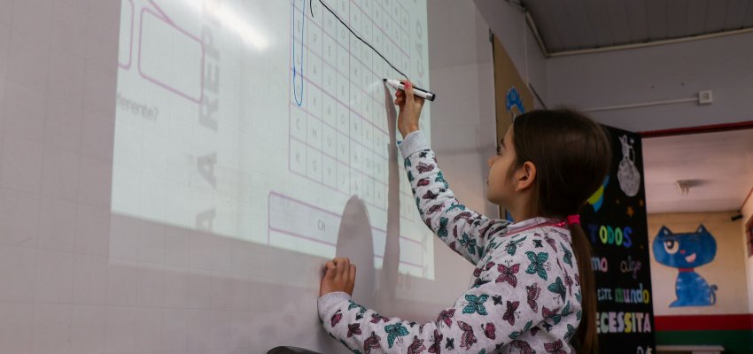 Secretaria de Educação de Chapecó investe R$ 2 milhões em equipamentos tecnológicos