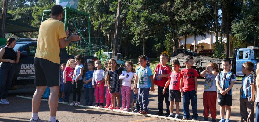 Tradicional Corrida do Pernalonga é realizada na EBM Alípio José da Rosa