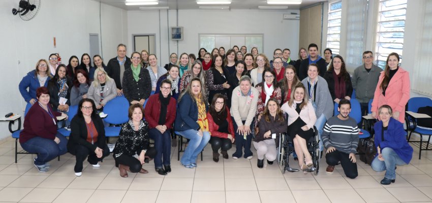 Rede de Ensino inicia estudos de reorganização do currículo do Ensino Fundamental